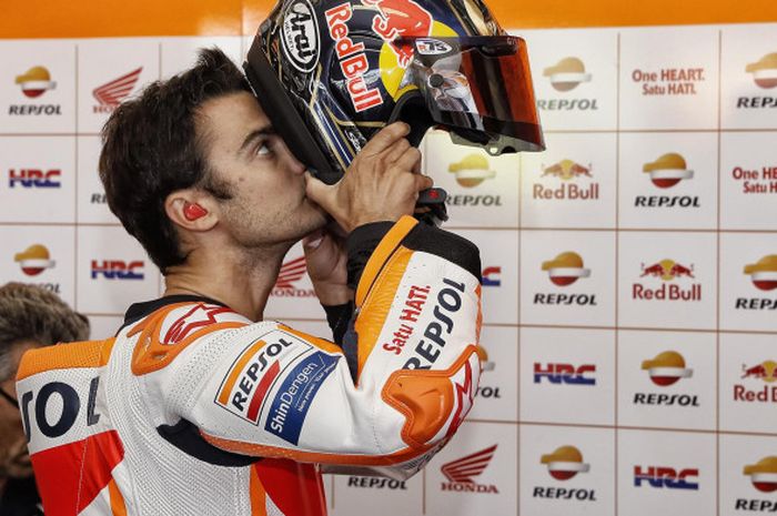 Dani Pedrosa ceritakan hasil MotoGP Valencia 2018 dimana dirinya bisa finis di urutan lima.