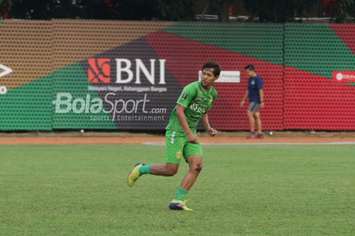 Adam Alis menjalani latihan perdana bersama Bhayangkara FC di Stadion PTIK, Jakarta, Selasa (17/7/2018).