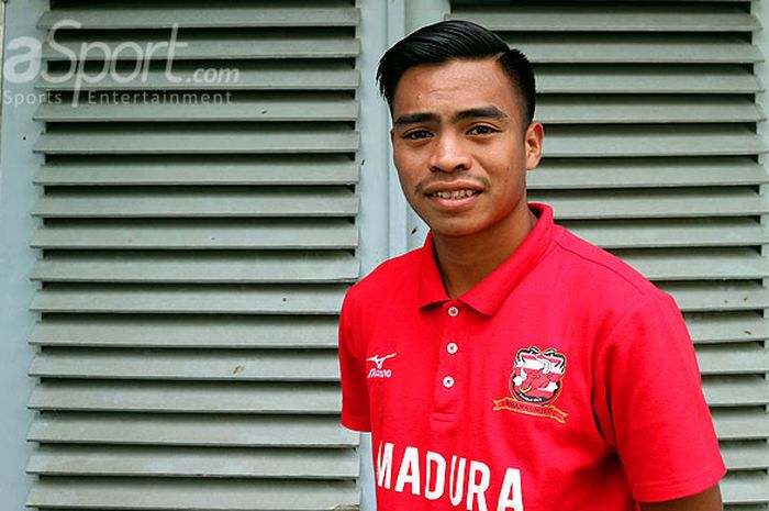 Pemain muda asal Makassar, Saldi yang musim 2017 membela Madura United, kini berseragam PSM.