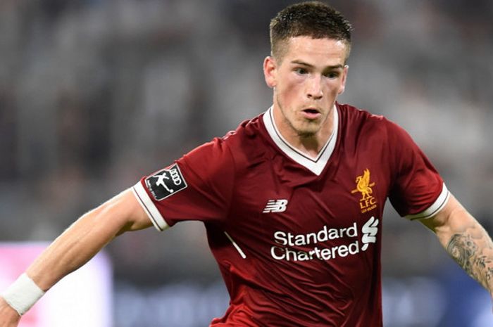 Aksi gelandang Liverpool, Ryan Kent, dalam pertandingan final Audi Cup menghadapi Atletico Madrid di Muenchen, Jerman, pada 2 Agustus 2017.