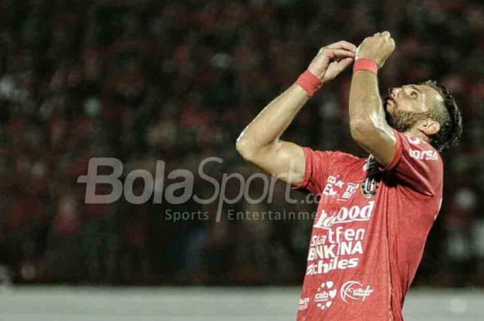          Penyerang Bali United, Ilija Spasojevic, saat menghadapi Perseru Serui pada laga pekan keti