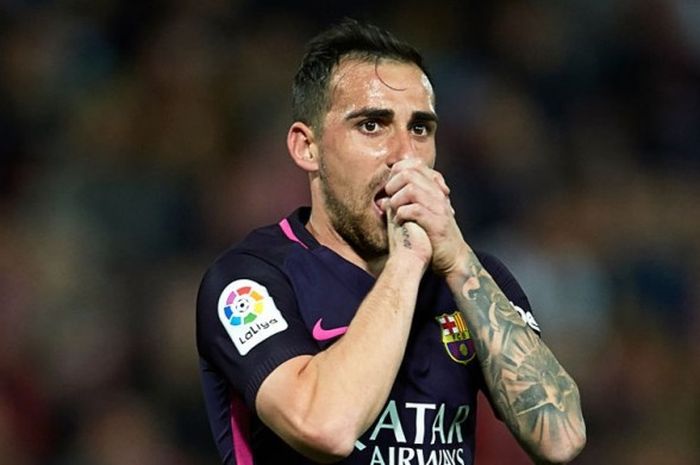 Reaksi Paco Alcacer dalam pertandingan La Liga antara Granada melawan Barcelona FC di Estadio Nuevo Los Carmenes, 02 April 2017. 