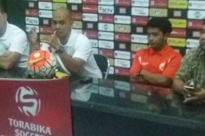 Sesi Jumpa Pers pralaga Persija Jakarta kontra Bhayangkara Surabaya United (BSU) di Stadion Gelora Delta, Sidoarjo, Jumat (29/7/2016).