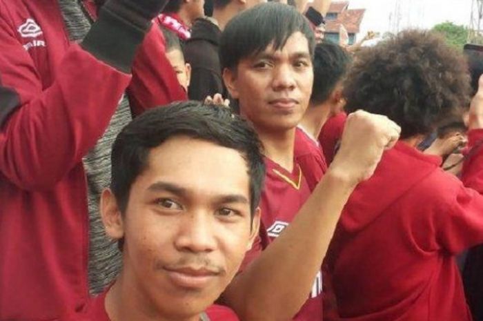 Junaedi saat menyaksikan laga PSM Makassar.