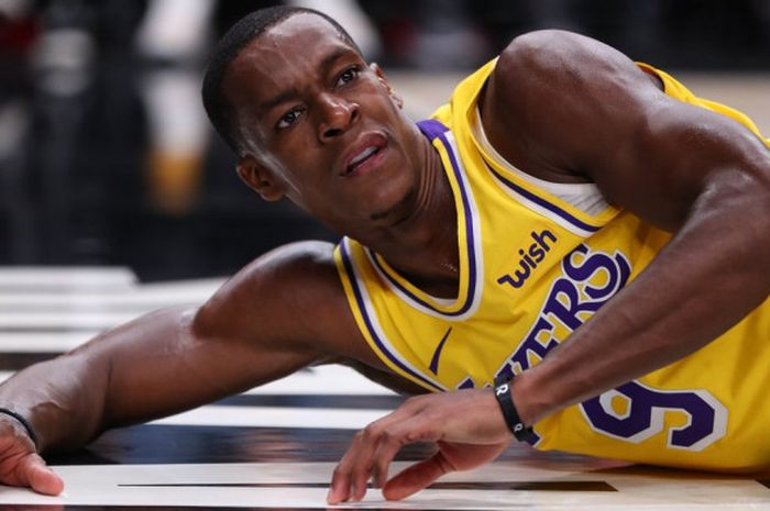 Rajon Rondo saat memperkuat Los Angeles Lakers dalam salah satu laga musim reguler NBA 2018/19.