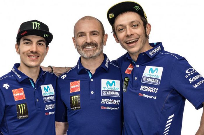 Maverick Vinales, Massimo Meregalli (Direktur Tim Movistar Yamaha), dan Valentino Rossi.