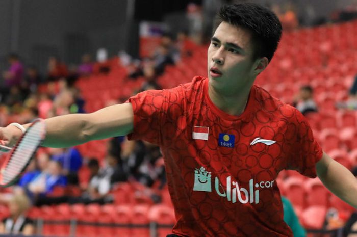 Ikhsan Leonardo Imanuel Rumbay saat tampil membela Indonesia kala menghadapi Denmark dalam Kejuaraan Dunia Junior 2018 yang digelar Kamis (8/11/2018)