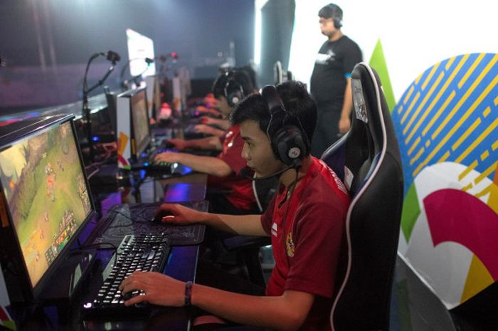 Tim Indonesia berlaga di turnamen eSports  yang menjadi cabang ekshibisi dari Asian Games 2018 di Jakarta.