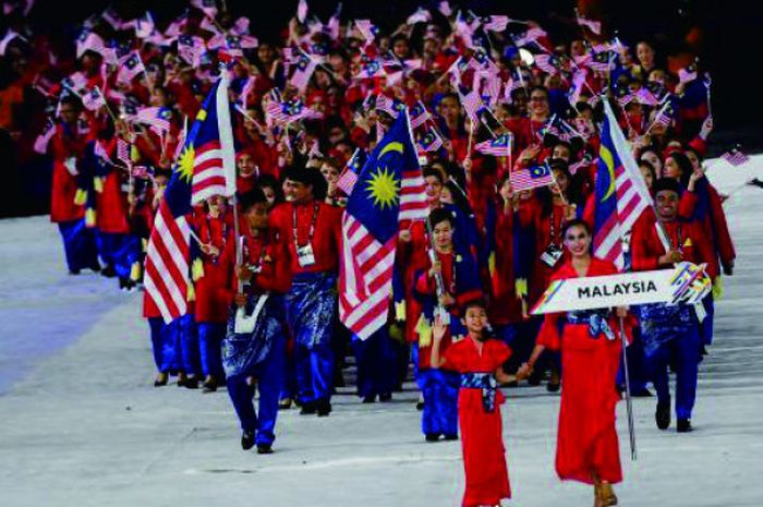 Atlet dan Official malaysia mengikuti acara Opening Ceremony SEA Games 2017 di Kuala Lumpur, Malaysia (19/8/2017)