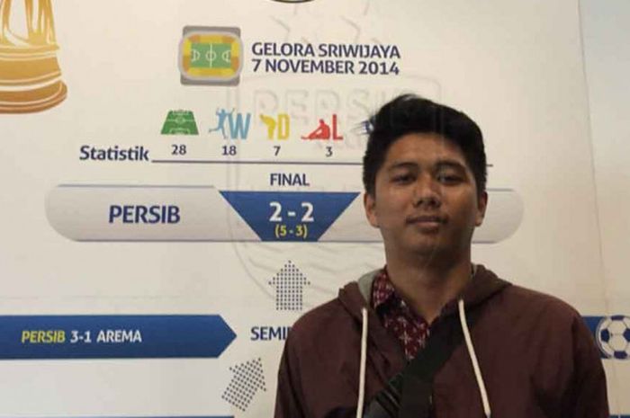 Reonaldi Gomer, bobotoh asal Palasari, Bandung ini bangga telah mengamankan tiket laga Persib Vs Persija, Minggu (23/9/2018)