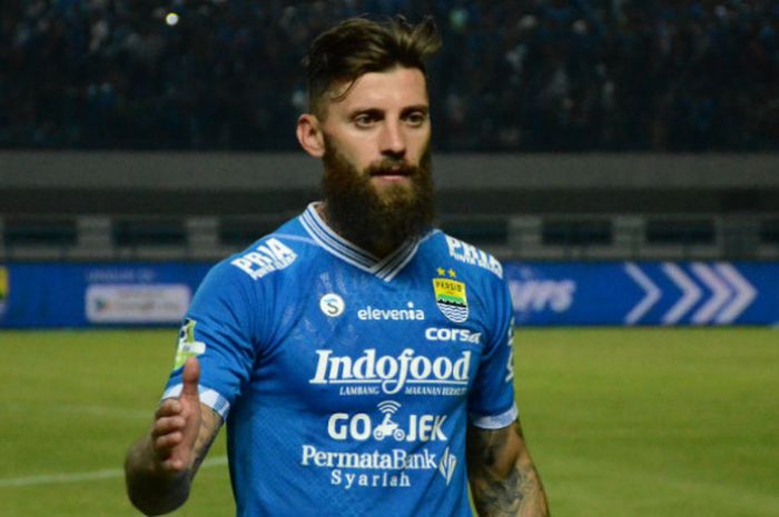 Bek Persib Bandung asal Serbia, Bojan Malisic seusai melawan Arema di Stadion Gelora Bandung Lautan Api, Kamis (13/9/2018) pada Liga 1 2018 pekan ke-21.