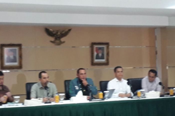 Ketua Umum PSSI, Edy Rahmayadi saat Meeting babak delapan besar Liga 2 di Kantor Makostrad, Gambir, Jakarta Pusat, Selasa (31/10/2017).