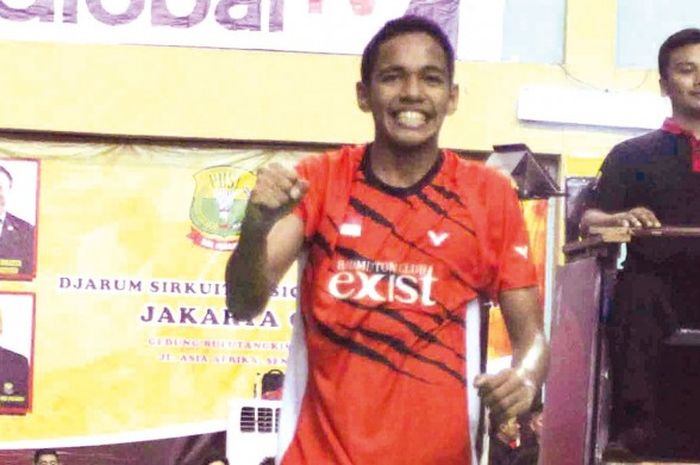 Chico Aura Dwiwardoyo, saat meraih gelar juara pada Djarum Sirkuit Nasional Premier Li Ning Jakarta Open 2016 di Gedung Asia Afrika, 7 Mei 2016.