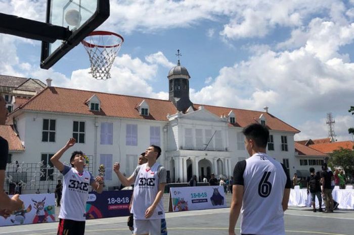 Basket 3x3 digelar dalam Asian Games Sports Festival di Kota Tua, Jakarta, Sabtu (9/12/2017).