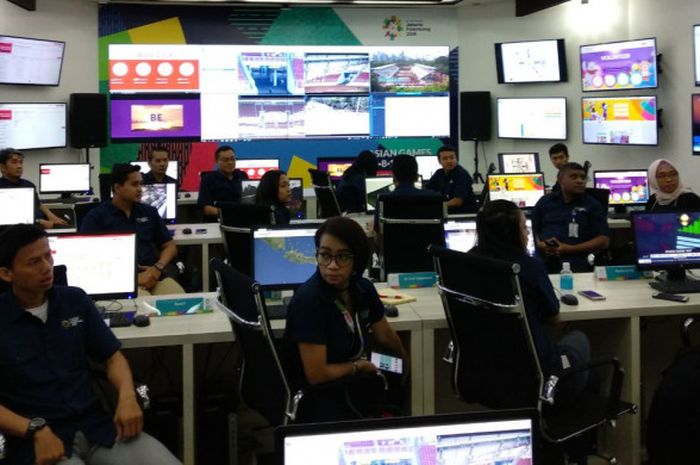 Peresmian Main Operation Center (MOC) Asian Games 2018 terletak di Kantor Inasgoc, Jakarta, Rabu (31/1/2018). Ruangan ini bertujuan untuk mengontrol segala situasi di berbagai tempat yang berkaitan dengan penyelenggaraan Asian Games 2018.