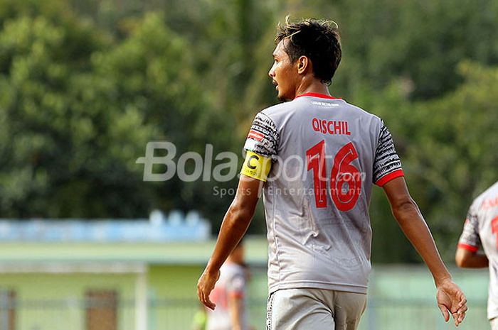 Kapten Martapura FC, Qischil Gandrum Minny, saat tampil melawan PSBI Blitar dalam laga lanjutan Liga 2 di Stadion Ario Srengat Kabupaten Blitar, Jawa Timur, Minggu (13/08/2017) sore.
