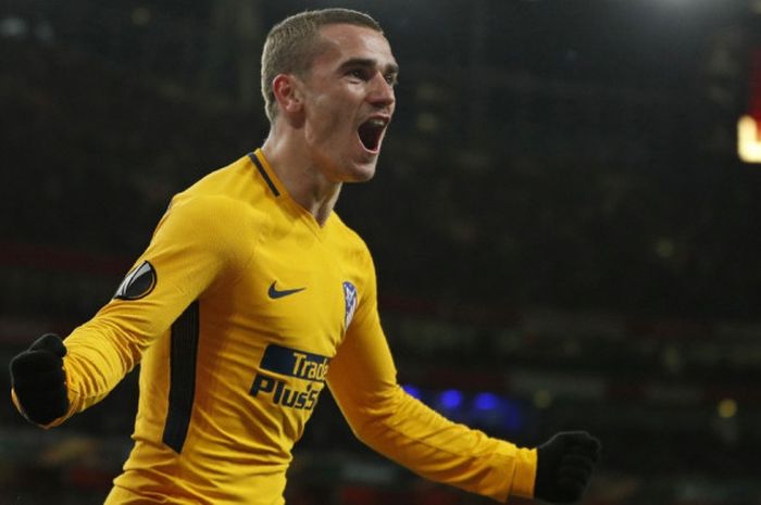 Penyerang Atletico Madrid, Antoine Griezmann, mencetak gol pada laga leg pertama semifinal Liga Europa melawan Arsenal di Stadion Emirates, Kamis (26/4/2018) waktu setempat atau Jumat dini hari WIB. 