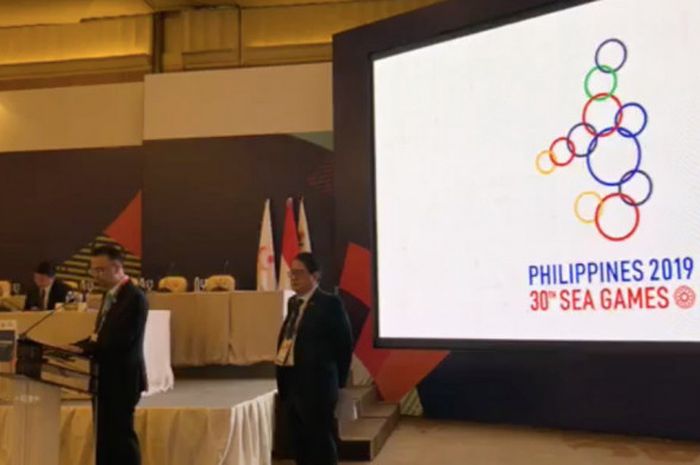 Presentasi logo SEA Games 2019 yang digelar di Filipina tahun 2019, Senin (20/8/2018).