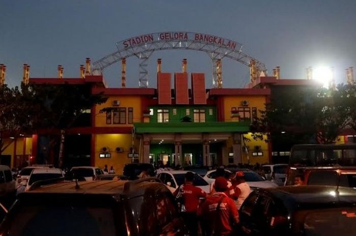 Lobi utama Stadion Gelora Bangkalan yang menjadi 'markas' kedua Madura United pada Liga 1 musim 2017