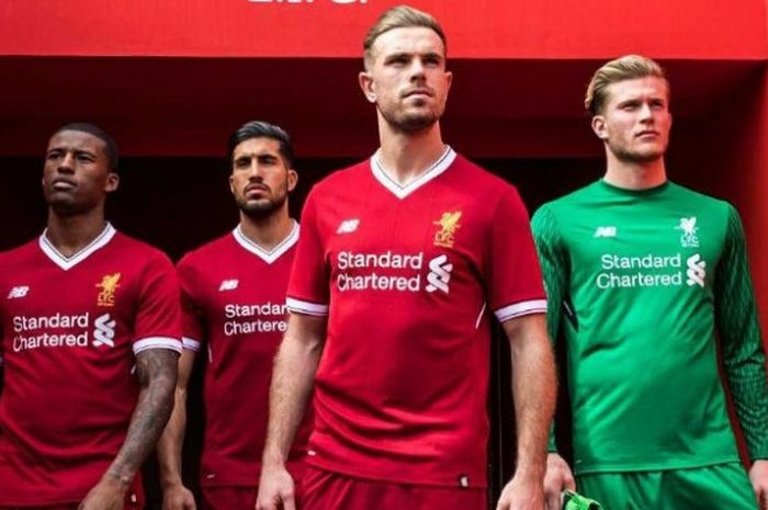 Penampakan kostum kandang Liverpool FC untuk musim 2016-2017