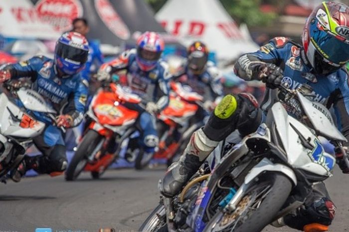 Seri kedua Yamaha Cup Race 2016 di Tulungagung pada 19-20 November