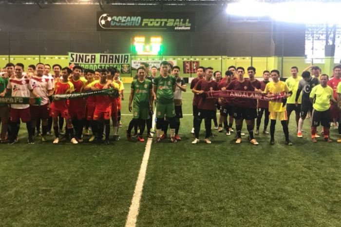 Para tim yang mengikuti turnamen Super Cup of SPJ di Oceano Football Stadium, Minggu (13/5/2018).