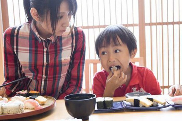 Warga Jepang mulai makan seperti atlet.