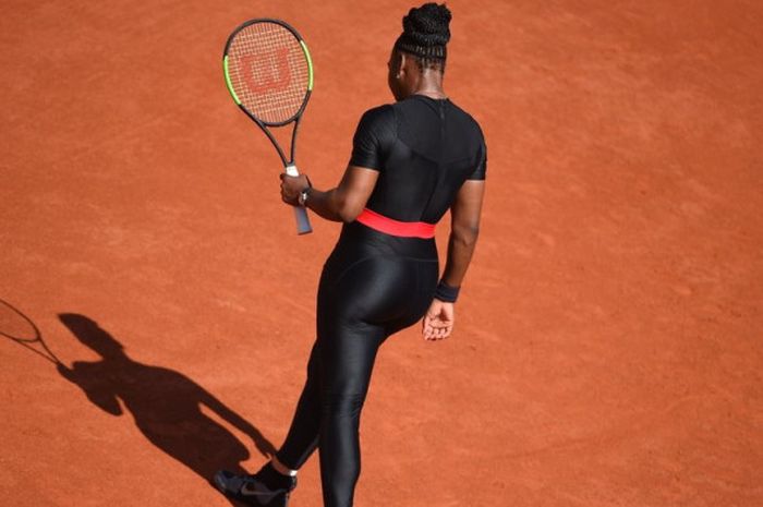 Petenis putri, Serena Williams, memenangi pertandingan babak kesatu turnamen Grand Slam Roland Garros atas Kristyna Pliskova 7-6 (7-4), 6-4 di Roland Garros, Paris, Prancis.Selasa (29/5/2018).