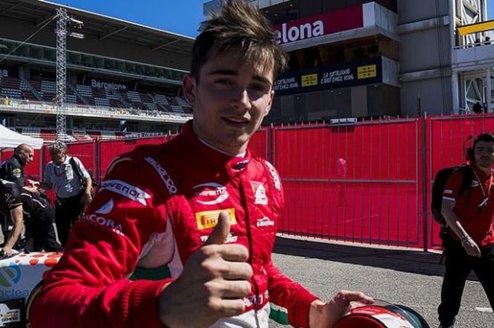 Charles Leclerc, seusai memenangi Feature Race di Sirkuit Catalunya, Barcelona, Spanyol, Sabtu (13/5).