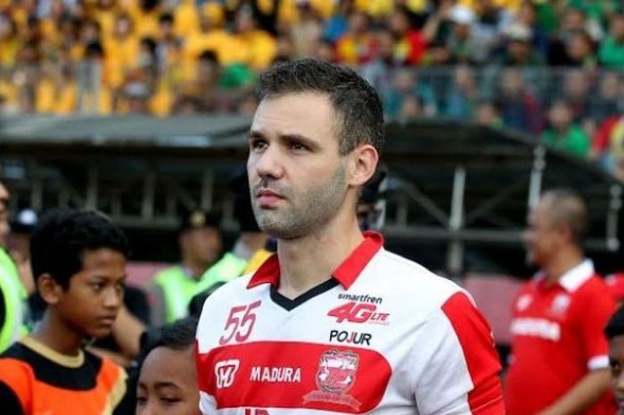 Gelandang Madura United, Toni Mossi yang punya 'dendam' ke Arema siap menumpahkan semuanya pada laga Jumat (6/5/2016). 