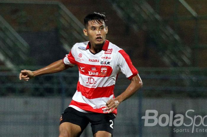 Ekspresi Guntur Ariyadi (Madura United) dalam pertandingan.