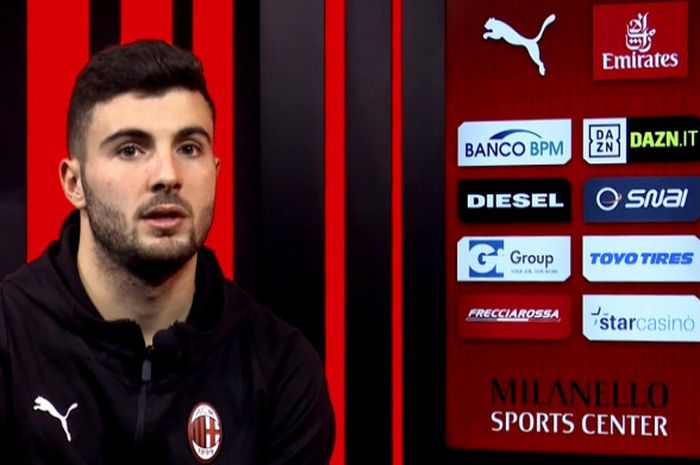 Penyerang AC Milan, Patrick Cutrone.