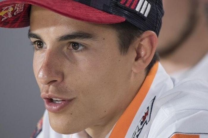 Pebalap Repsol Honda, Marc Marquez, berbicara dalam konferensi pers jelang GP Argentina di Autodromo Termas de Rio Hondo, Kamis (6/4/2017).