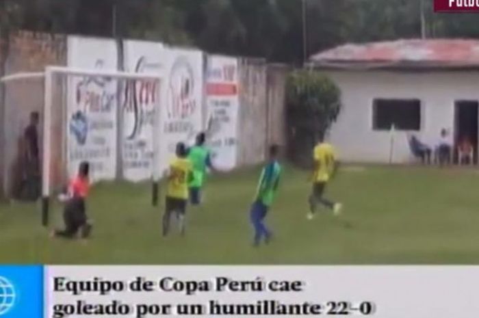 Cuplikan laga Copa Peru antara Valle Real dan Santa Rosa yang berakhir untuk kemenangan 22-0 bagi Santa Rosa. 