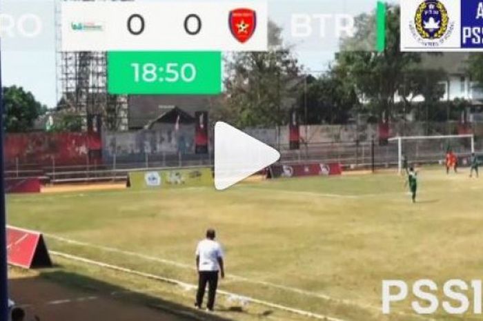 Cuplikan gol Retno Hermawan pada pertandingan Liga 3 2018 zona Jawa Barat antara Super Progresif kontra Bintang Timur FC di Stadion Badak Putih Cianjur pada hari Kamis (26/7/2018).
