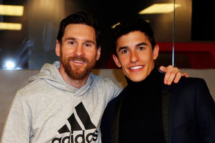 Marc Marquez (kanan) bertemu Lionel Messi