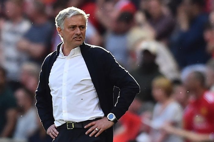  Ekspresi pelatih Manchester United, Jose Mourinho, dalam laga final Piala FA kontra Chelsea di Stadion Wembley, London, Inggris pada 19 Mei 2018. 