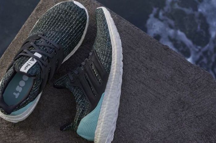 Adidas UltraBoost Parley.