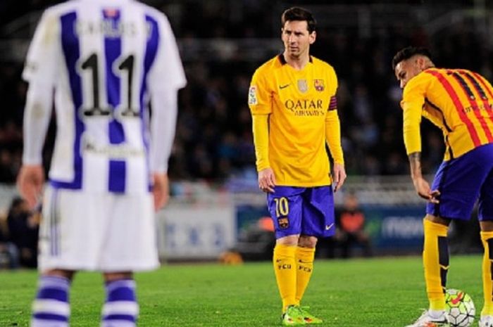 Lionel Messi dan Neymar akan melakukan kick-off seusai gawang Barcelona dijebol Real Sociedad di Stadion Anoeta, Sabtu (9/4/2016).