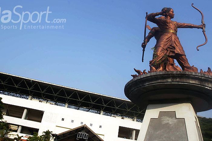  Stadion Manahan, Solo, Jawa Tengah. 