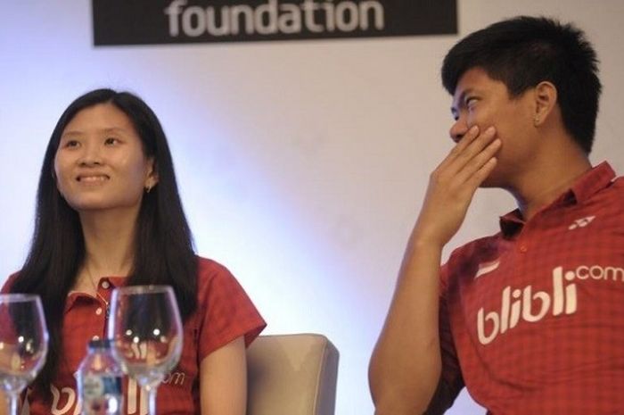 Pasangan ganda campuran Indonesia, Praveen Jordan/Debby Susanto saat menghadiri Konferensi Pers jelang Indonesia Terbuka di Hotel Indonesia Kempinski, Jakarta, Rabu (11/5/2016).