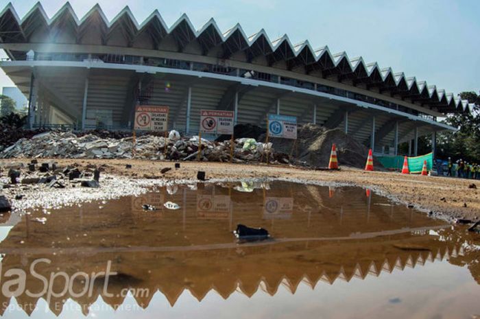 Renovasi gedung Istora Senayan, Jakarta (2017).