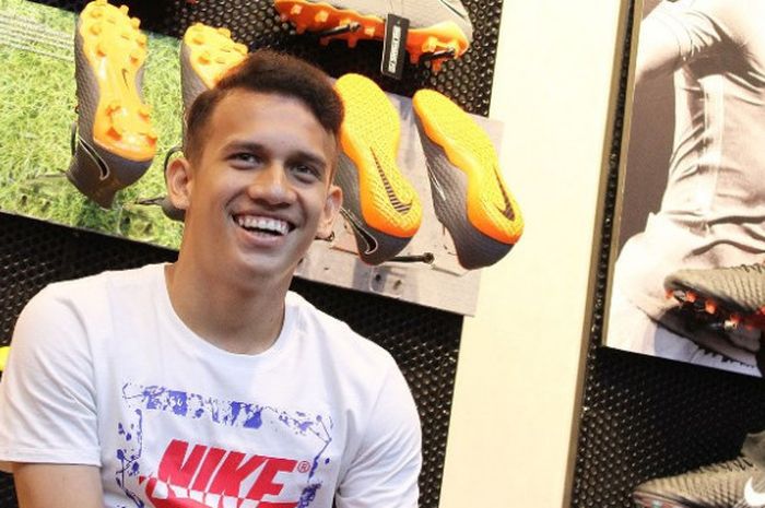 Bintang muda Egy Maulana Vikri hadir dalam acara perkenalan sepatu Nike Born Mercurial 360 di Fisik Football Senayan City, Rabu (7/3/2018). 