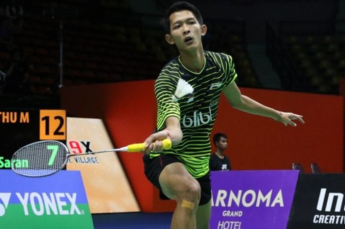 Pebulu tangkis tunggal putra nasional, Muhammad Bayu Pangisthu, saat bertanding melawan wakil tuan rumah, Saran Jamsri, pada babak pertama turnamen Thailand Masters di Nimibutur Stadium, Bangkok, Selasa (7/2/2017). Bayu menang 21-16, 21-16.