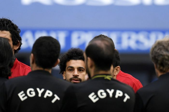 Penyerang timnas Mesir, Mohamed Salah, saat berlatih di  Saint Petersburg, Rusia, pada 18 Juni 2018.