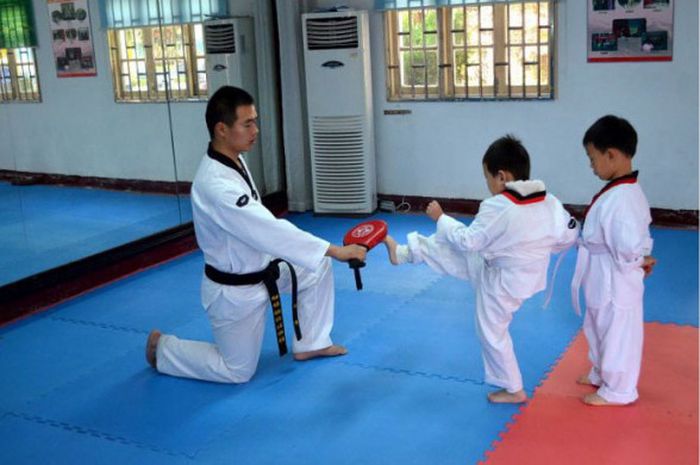 Taekwondo sebenarnya boleh dipelajari oleh anak-anak.
