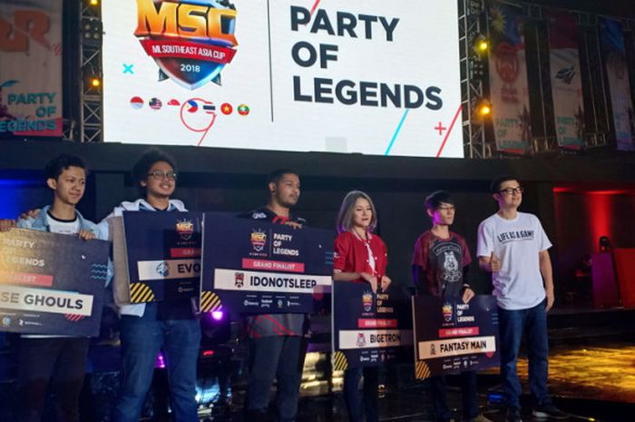 Para peserta Mobile Legend Southeast Asia Cup (MSC) 2018 yang menduduki peringkat 10 besar di Hall B3, JIExpo Kemayoran, Jakarta, pada Minggu (29/8/2018).