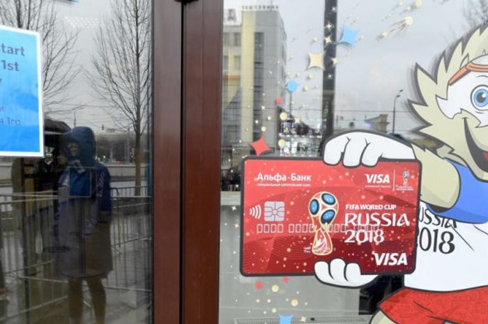 Kantor pusat penjualan tiket Piala Dunia 2018 di Moskwa, Rusia, dibuka pada 18 April 2018. Penjualan tiket, termasuk dalam bentuk elektronik sudah dilakukan sejak 1 Mei 2018.