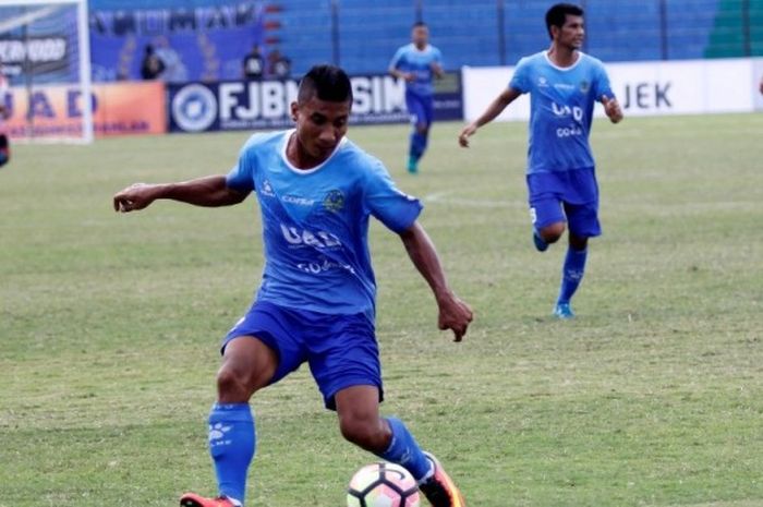 Striker PSIM Yogyakarta, Engkus Kuswaha, menargetkan meraih poin di pertandingan tandang Liga 2.