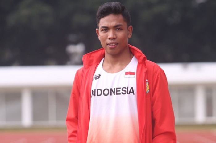 Atlet atletik putra nasional Indonesia, Lalu Muhammad Zohri, berpose di Stadion Madya, Senayan, Jakarta.